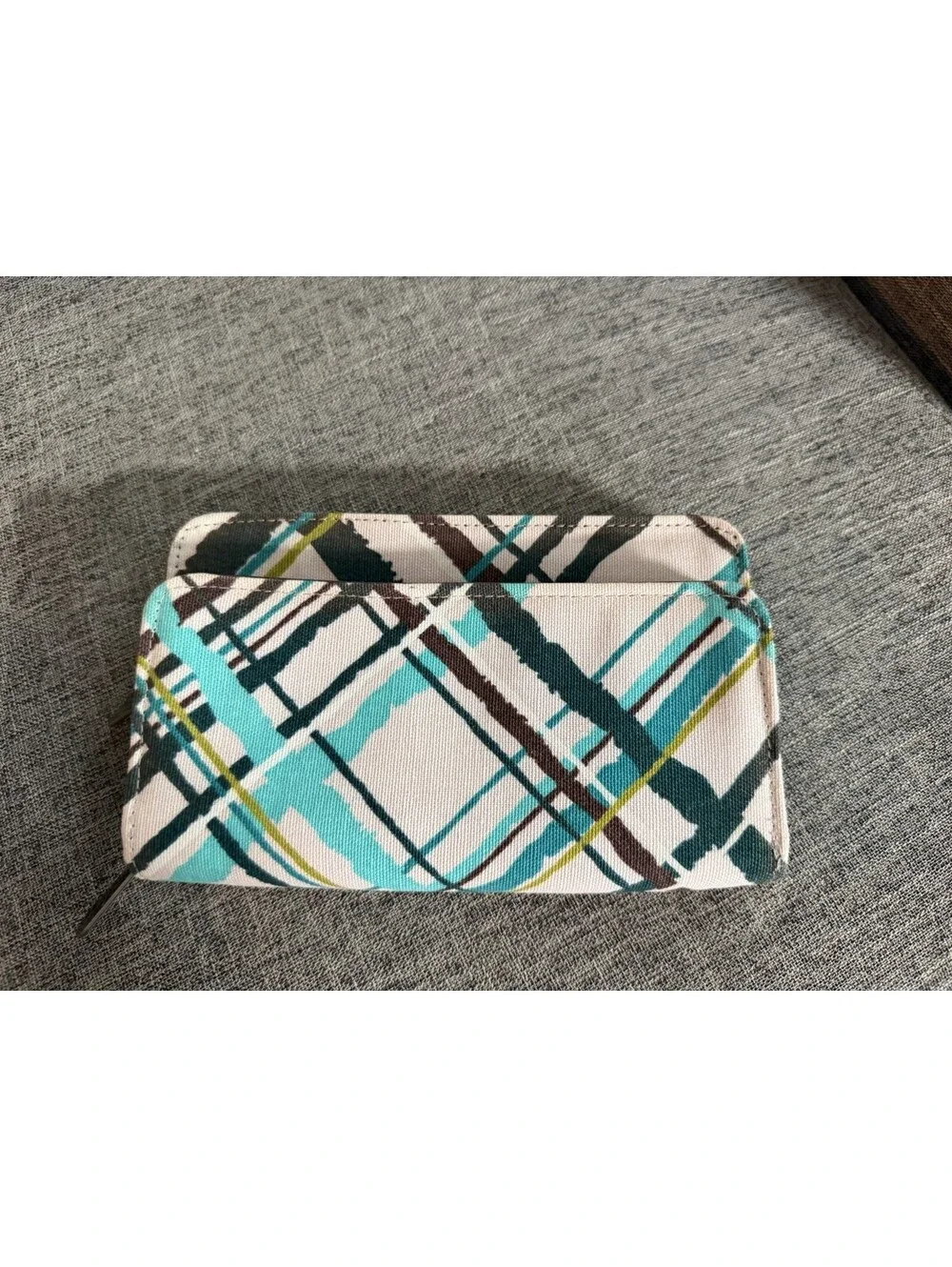 Thirty One Perfect Cents Zip Wallet In Sea Plaid Pattern Bifold